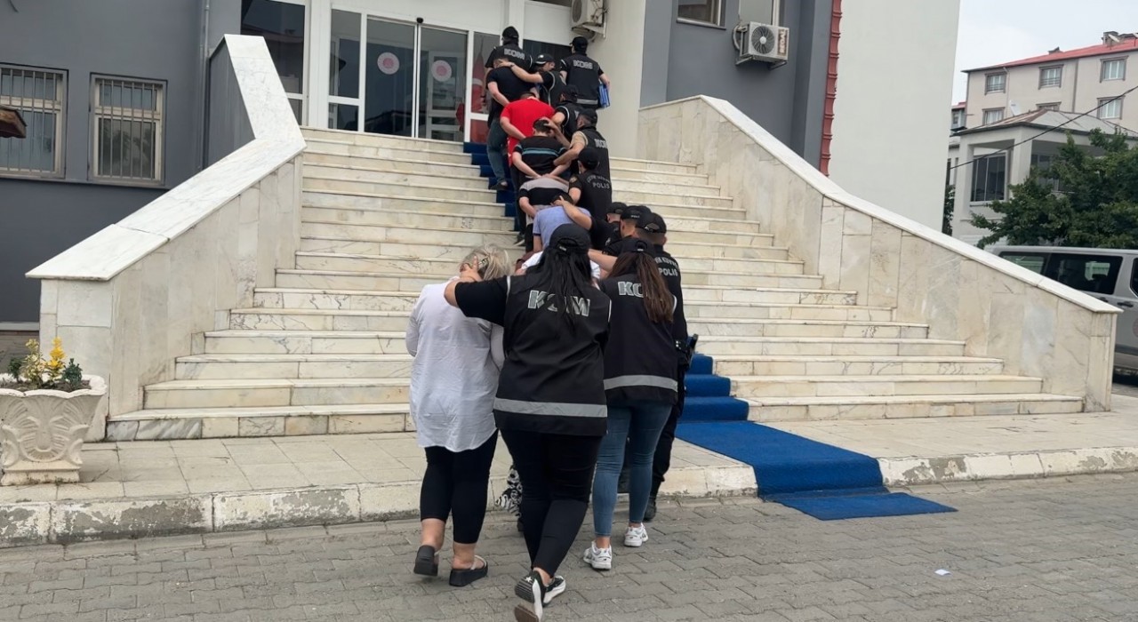 Iğdırdaki rüşvet ve uyuşturucu operasyonunda 9 kişi tutuklandı