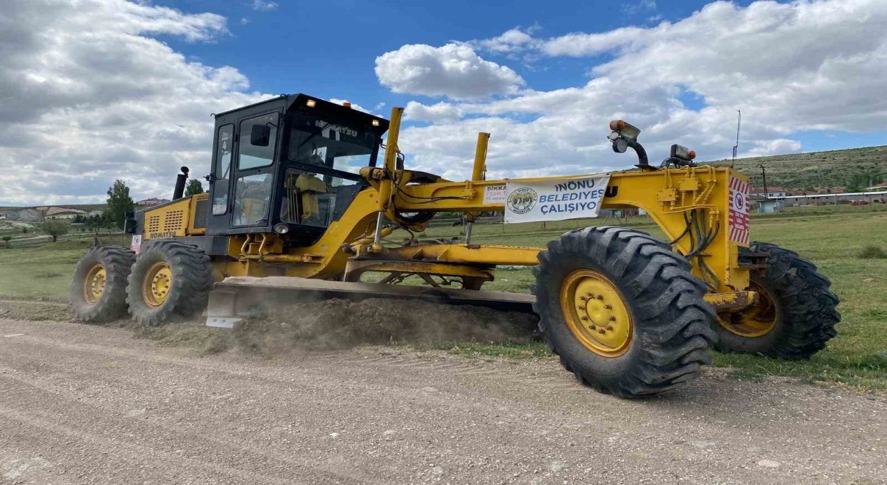 İnönüde tarım arazilerine ulaşım kolaylığı yıl boyunca devam ediyor