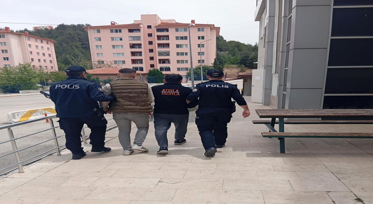 Ispartada aranan 2 şahıs operasyonla yakalandı