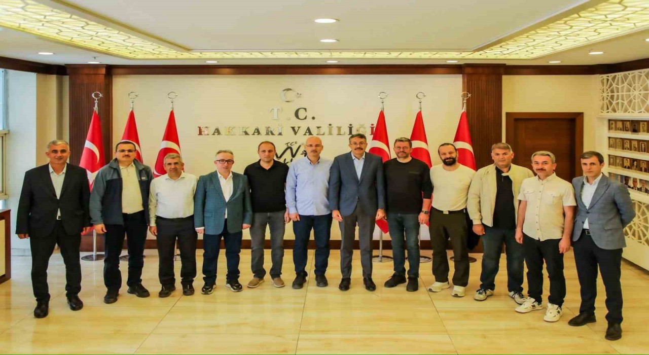 İstanbuldan gelen hukukçulardan Hakkariye ziyaret