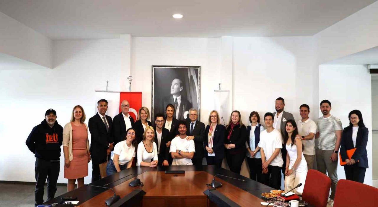 İzmir Ekonomi Üniversitesi ve Türkiye Yelken Federasyonundan örnek iş birliği