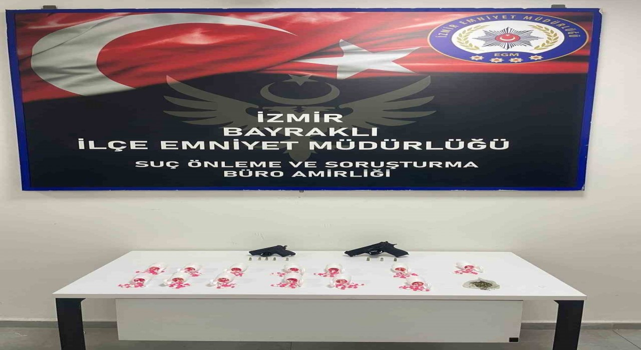 İzmirde zehir taciri 3 şüpheli yakalandı