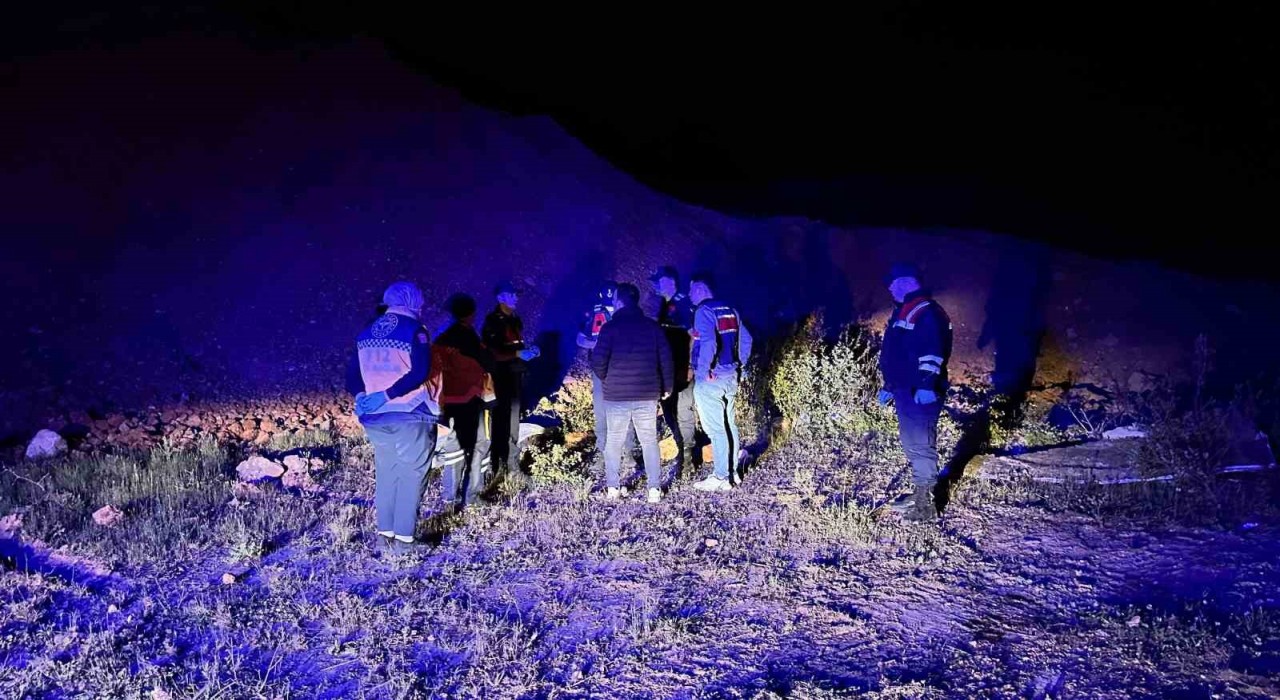 İznikte kaçak kazı yapan defineciler göçük altında kaldı: 1 ölü