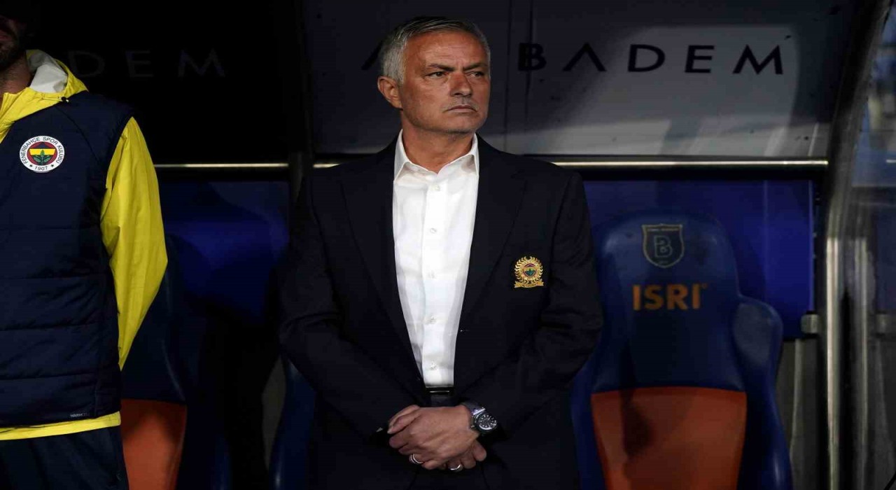 Jose Mourinhodan Başakşehir maçında 6 değişiklik