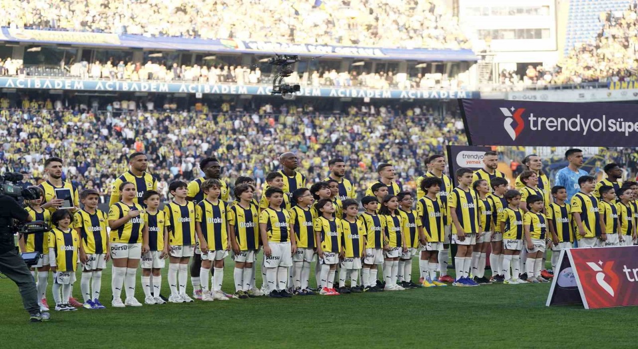 Jose Mourinhodan Beşiktaş derbisinde 4 değişiklik