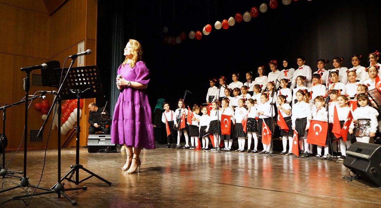 KAMEK Çocuk Korosu'ndan NFK Kültür Merkezi'nde Unutulmaz Konser