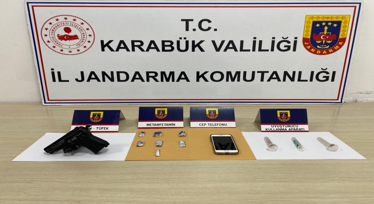 Karabükte uyuşturucu operasyonlarında 9 kişi yakalandı