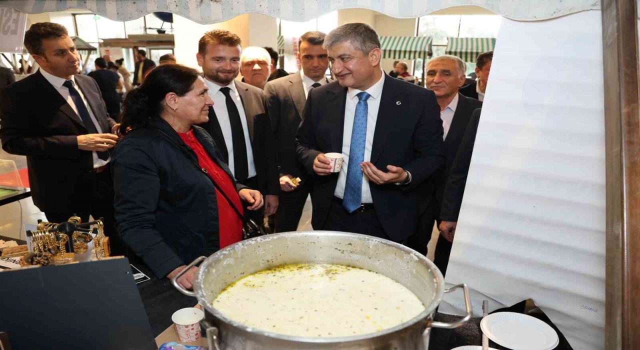 Karabükün yerel lezzetleriyle damaklar şenlendi