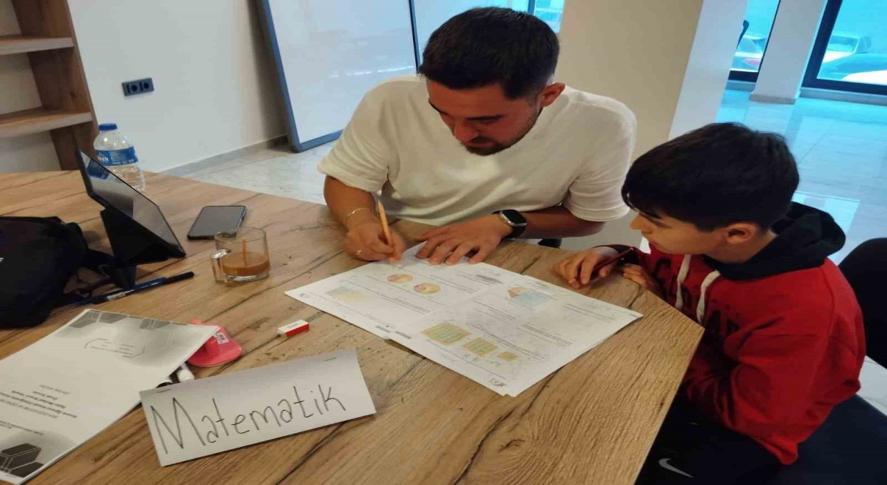 Karacasuda öğrencilere etüt desteği