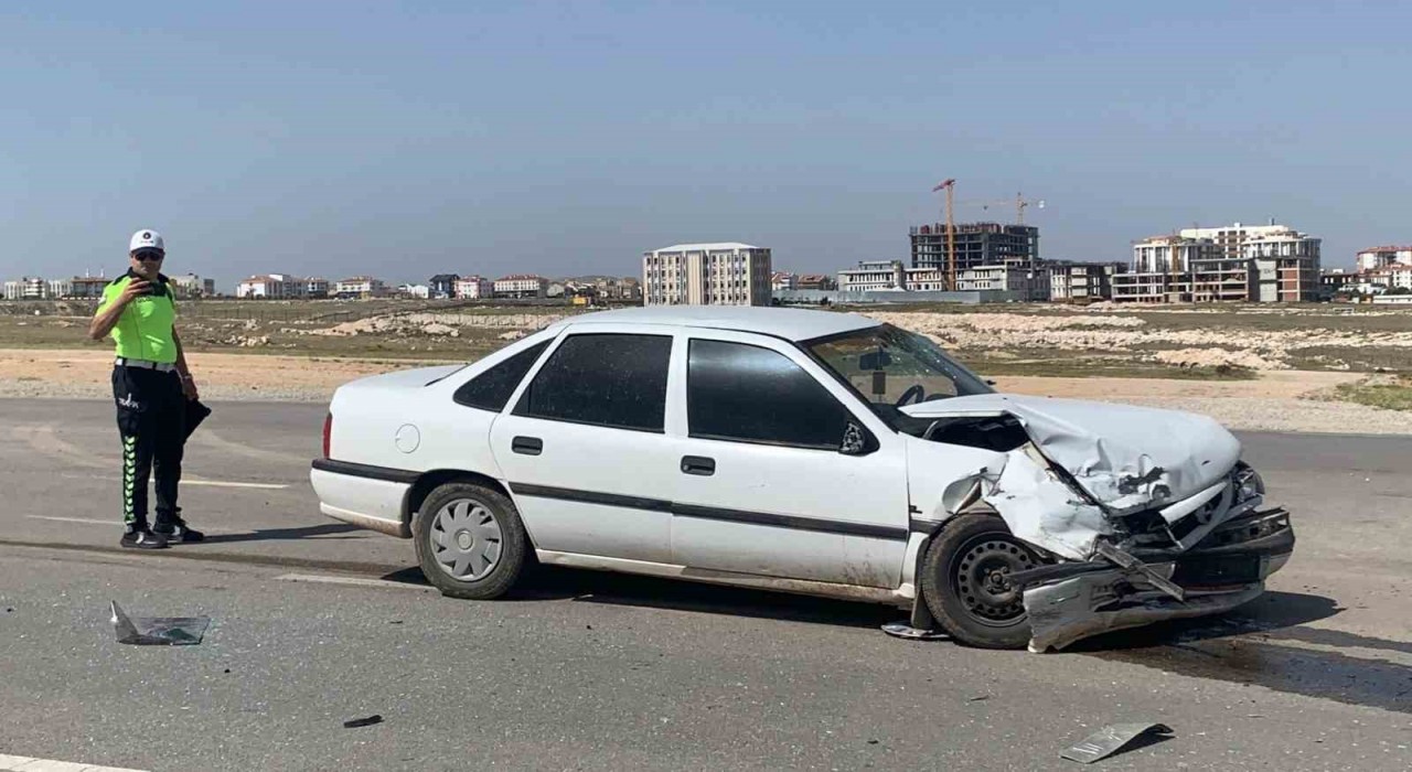 Karamanda trafik kazası: 2 yaralı