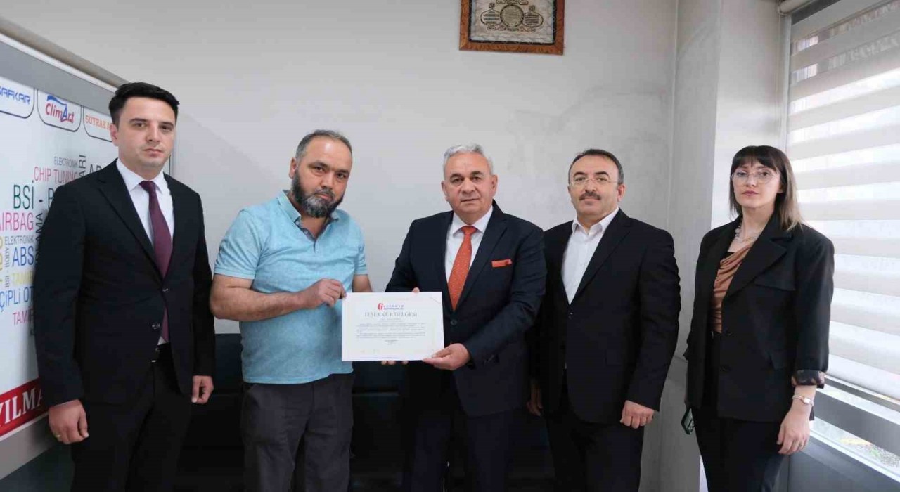 Karamanda vergi bilincine dikkat çeken oto elektrikçi ödüllendirildi