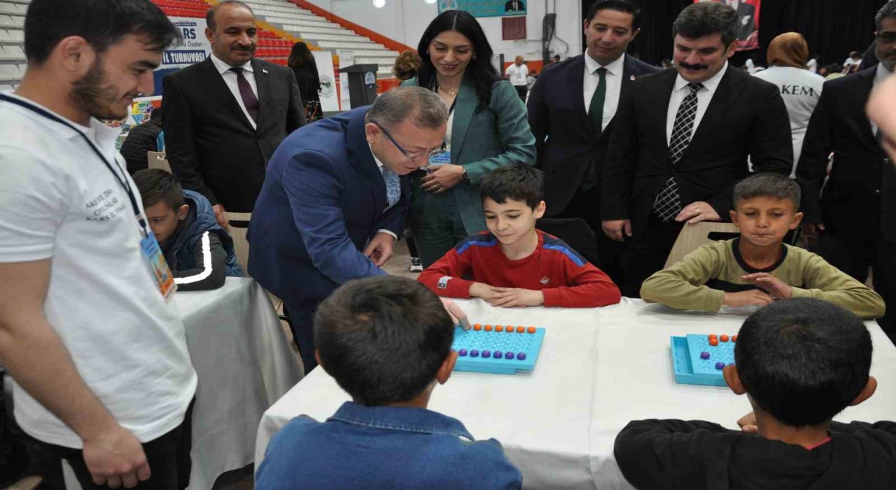 Karsta 500 öğrencinin şampiyonluk yarışı