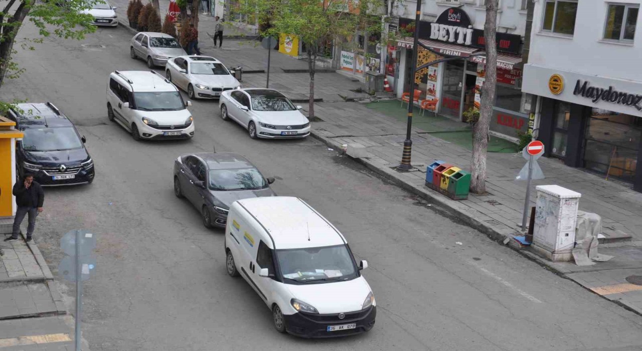 Karsta trafiğe kayıtlı araç sayısı 52 bini aştı