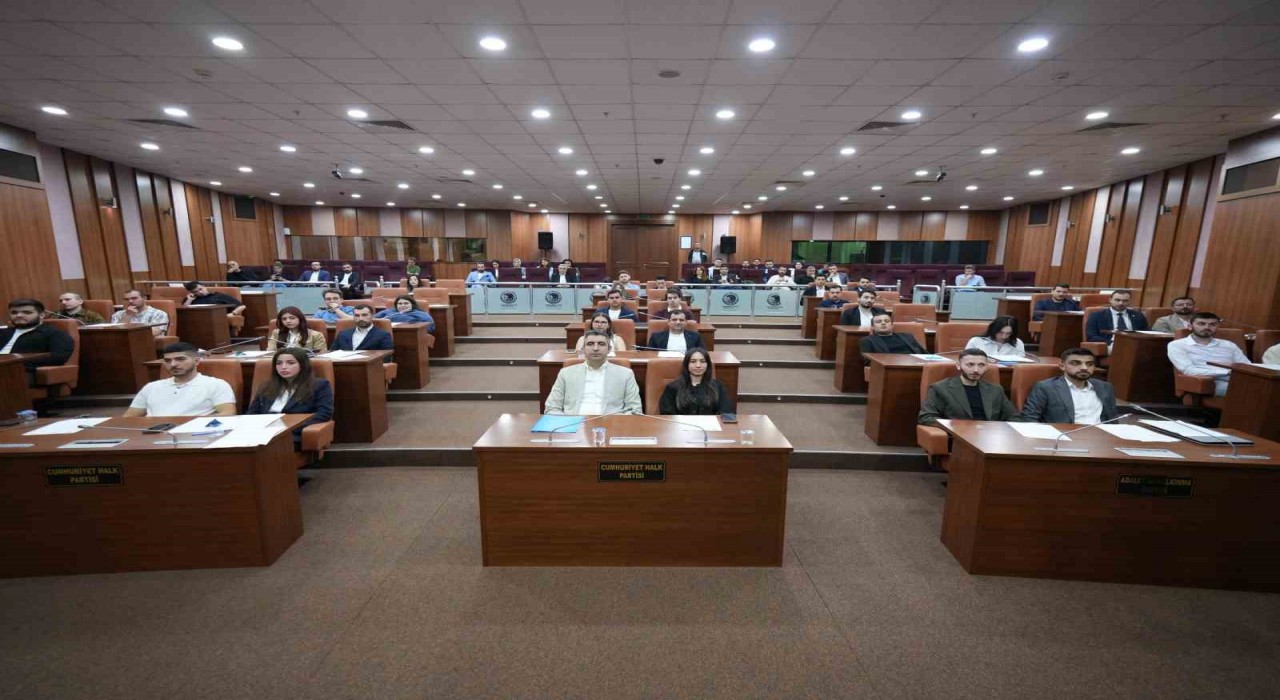 Kartal Gençlik Meclisi kuruldu: Başkan Yükselden gençlere geleceği şekillendirme çağrısı