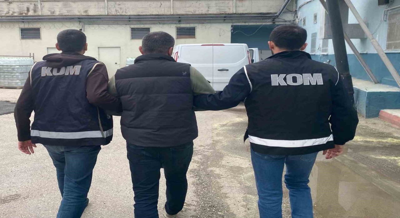 Kastamonuda 6 yıl hapis cezasıyla aranan hükümlü yakalandı