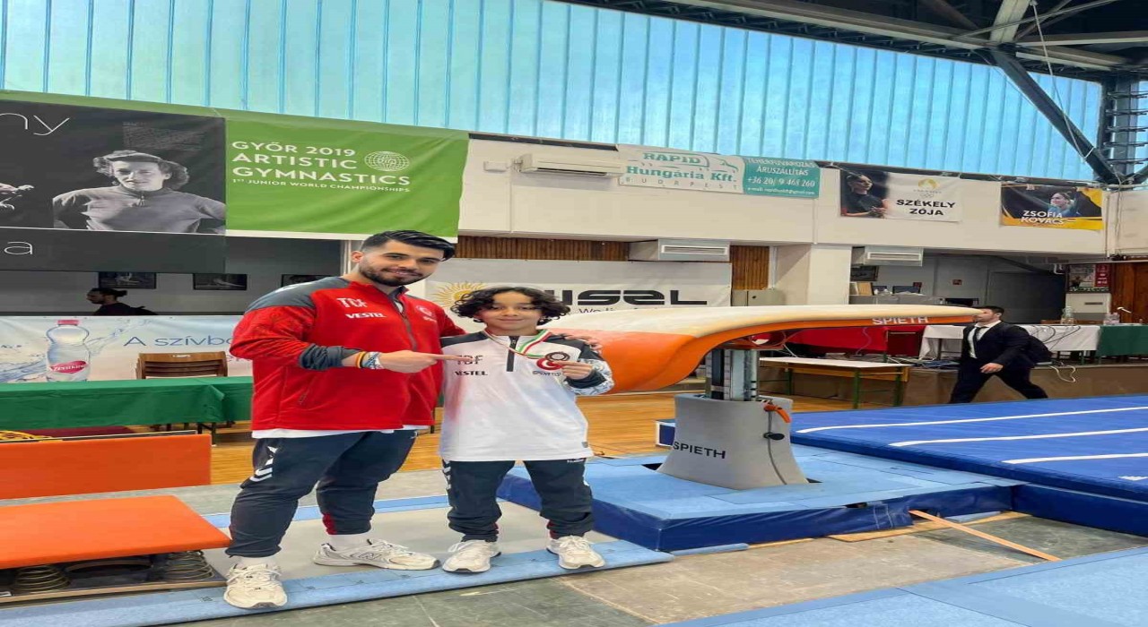 Kayserili jimnastikçiler,Macaristanda kürsüye çıktı