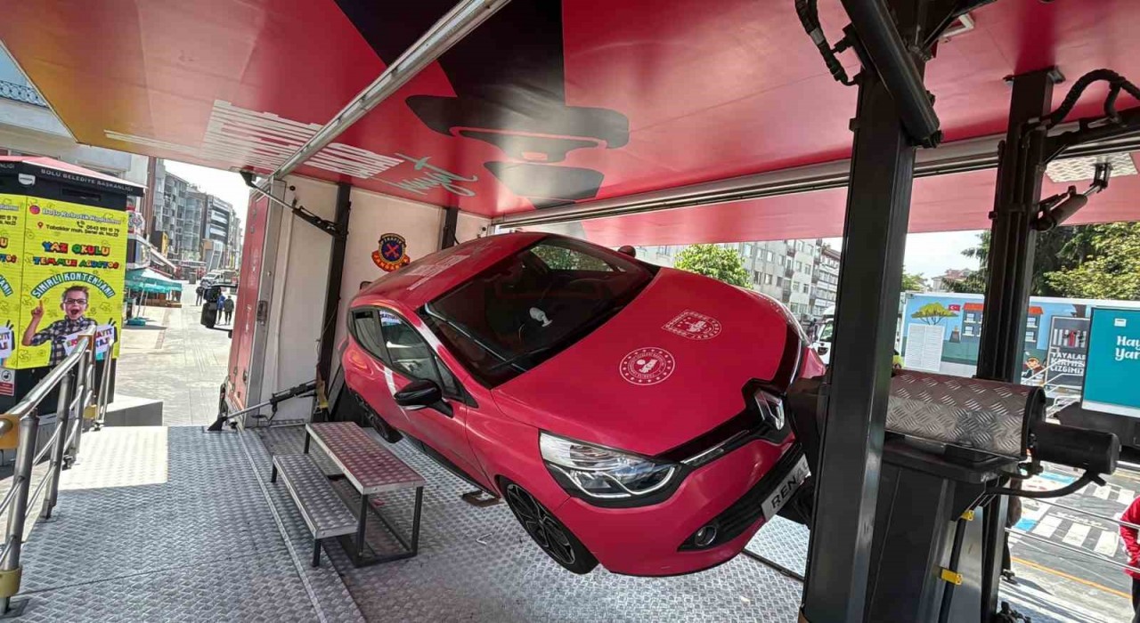 Kaza simülasyonu gerçeğini aratmadı