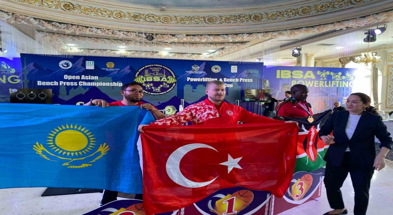 Kazakistanda madalya yağmuru