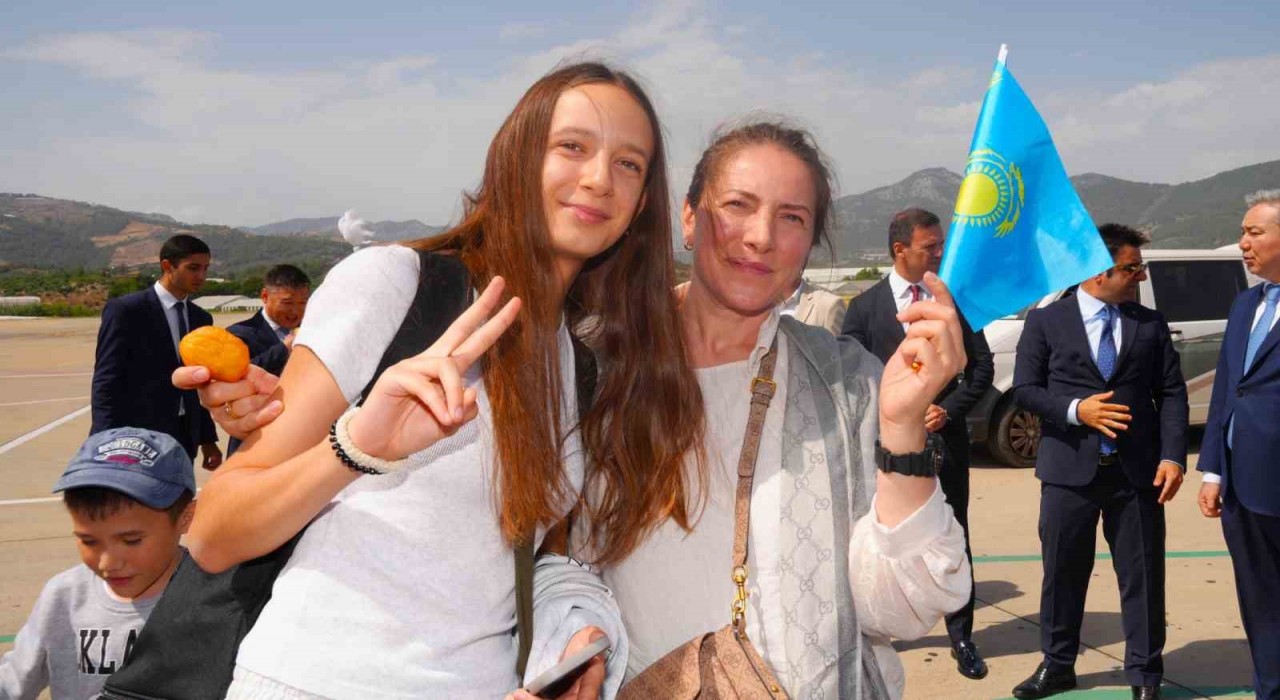 Kazakistandan Gazipaşa-Alanya Havalimanına ilk direkt uçuş gerçekleşti