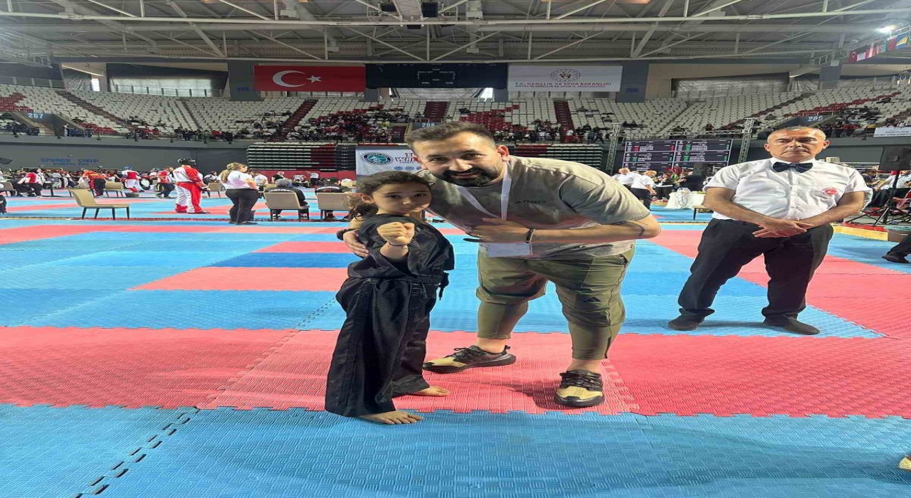 Kazandığı dünya 3.lüğü ile Yozgatın gururu oldu