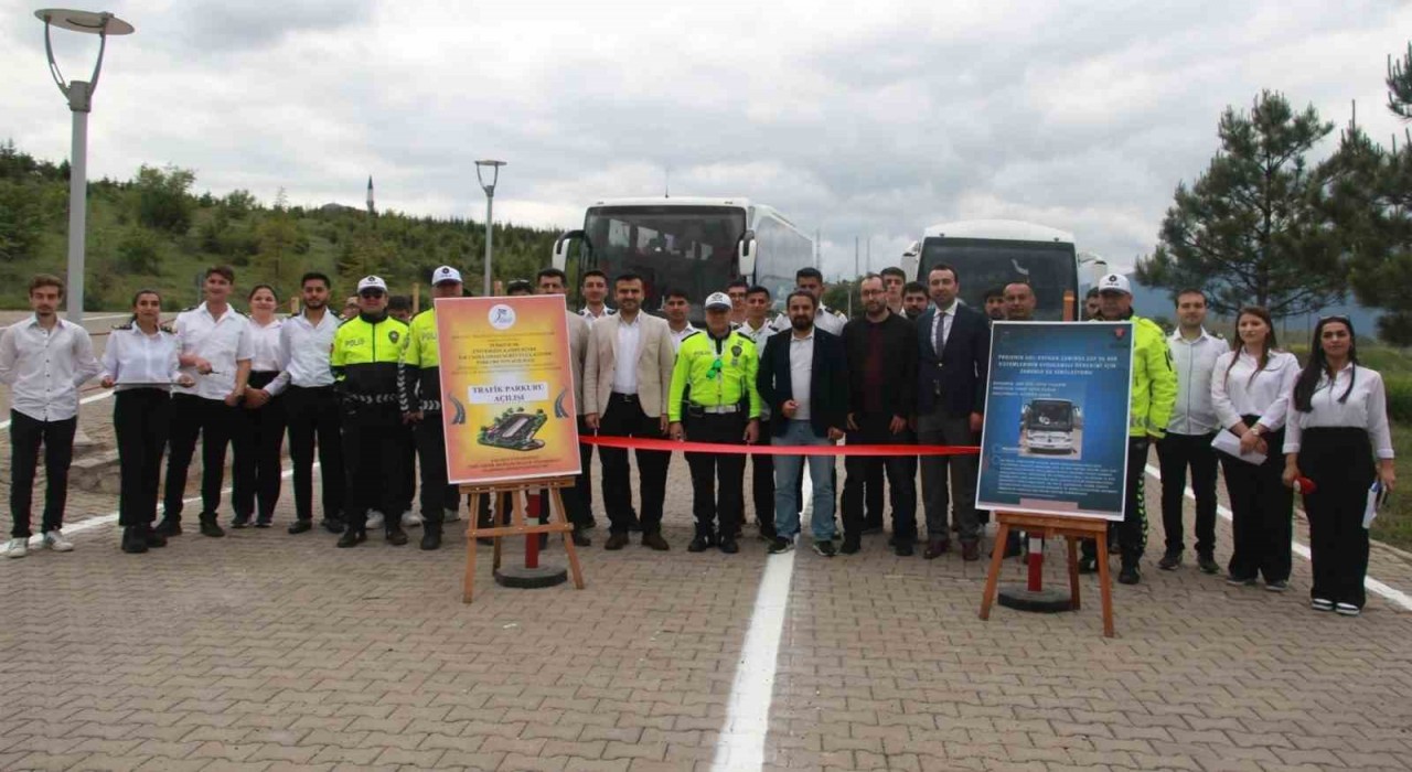 KBÜde uygulamalı sürüş eğitim parkuru açıldı