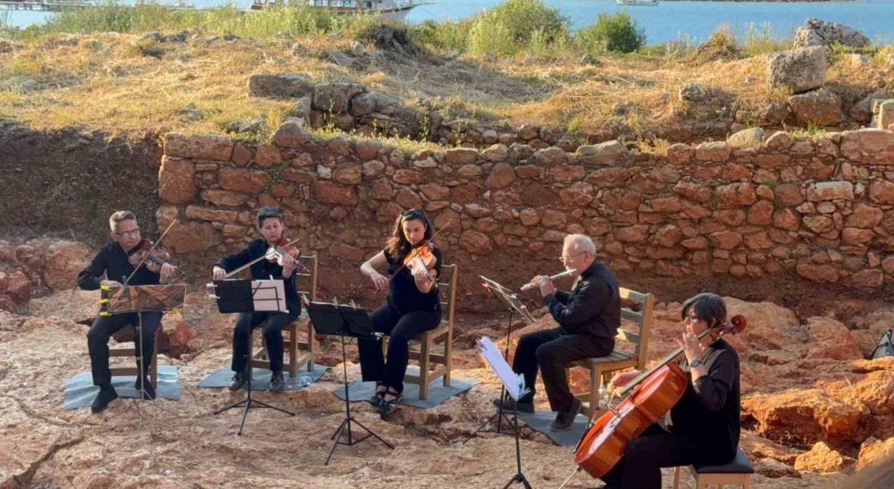 Kedreai Antik Kentinde tarih ve müzik buluştu