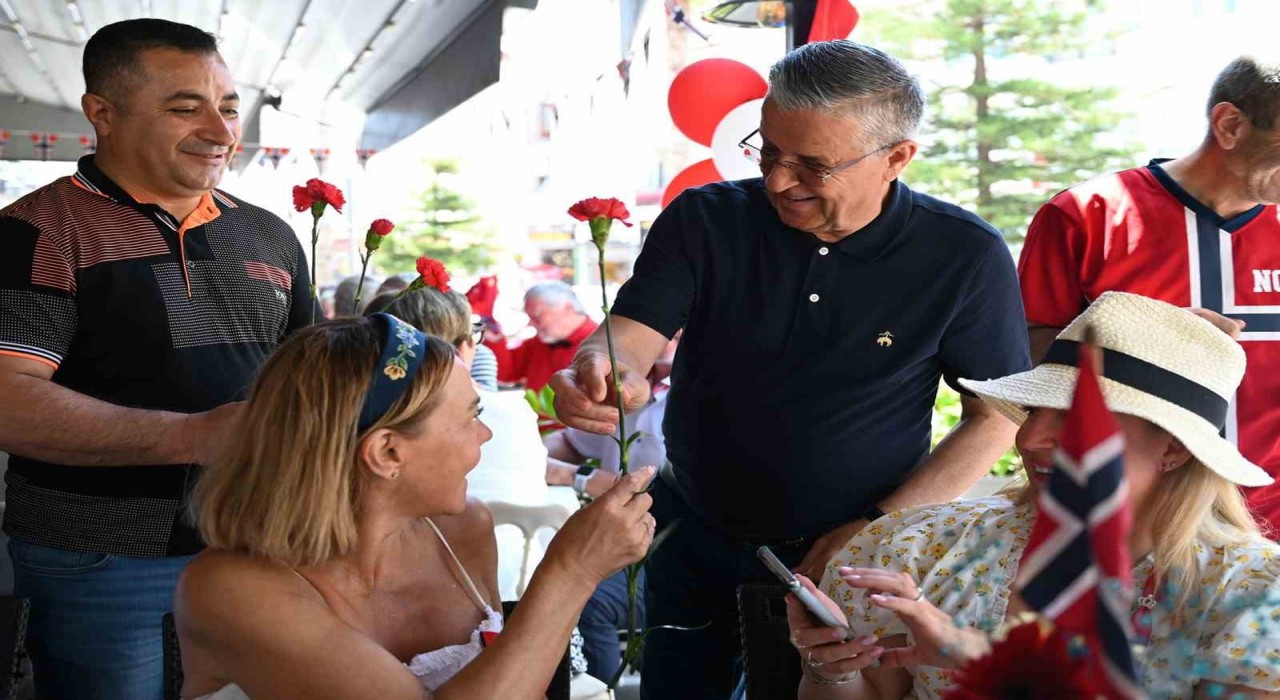 Kemerde Norveç milli bayramı kutlandı