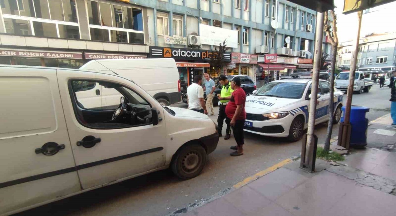 Keşanda ters yönde giden ehliyetsiz sürücüye 60 bin TL ceza kesildi