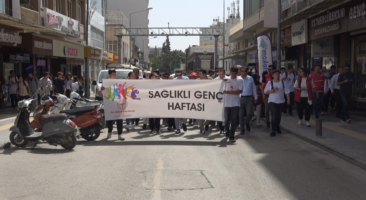 Kiliste gençlerle sağlık yürüyüşü yapıldı