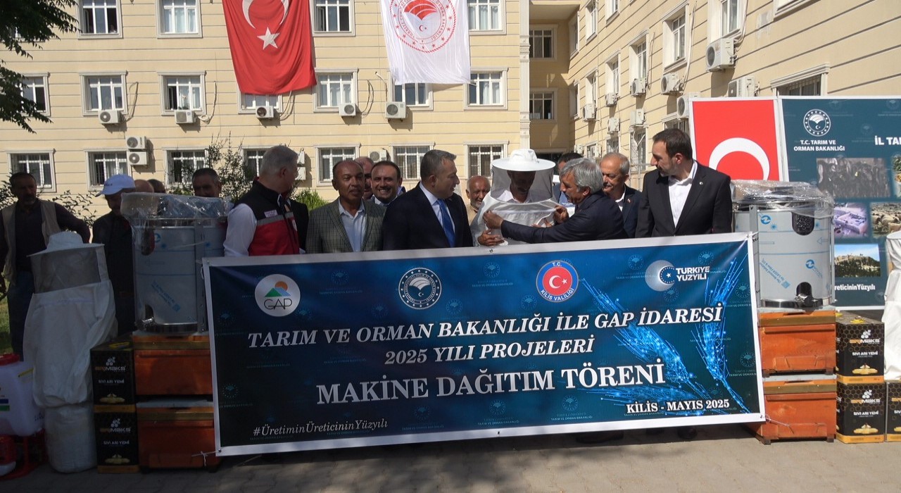 Kiliste tarıma ve istihdama katkı sağlayacak ekipmanlar çiftçilere teslim edildi