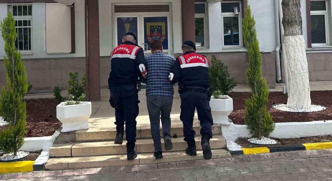 Kırıkkalede çeşitli suçlardan aranan 3 hükümlü yakalandı