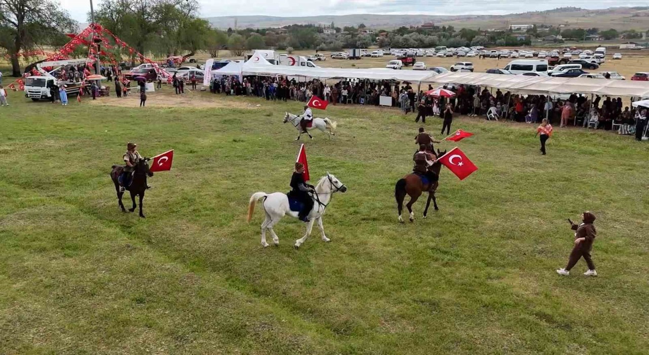 Kırıkkalede Yörük Türkmen Şöleni renkli görüntülere sahne oldu
