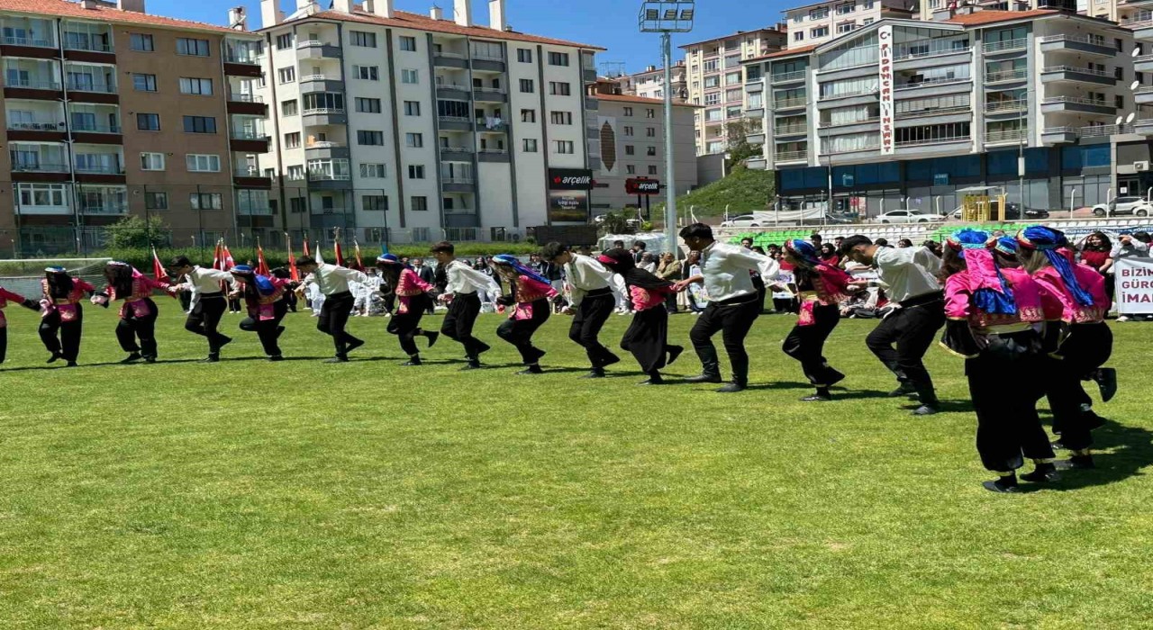Kızılcahamamda 19 Mayıs coşkuyla kutlandı