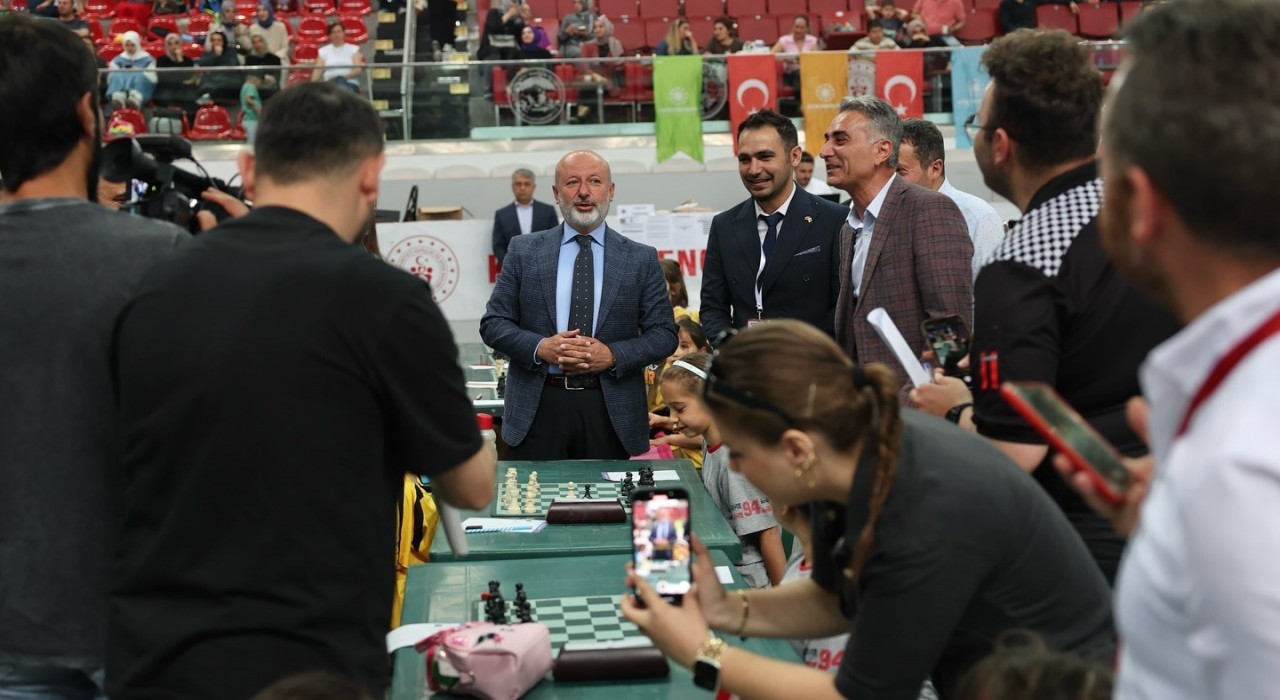 Kocasinanda Okul Sporları Satranç Turnuvası başladı