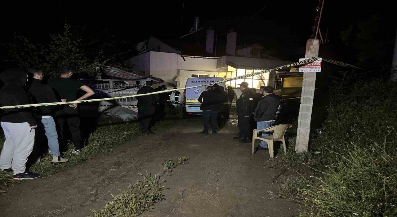 Konyada ev yangını: Yaşlı çift hayatını kaybetti