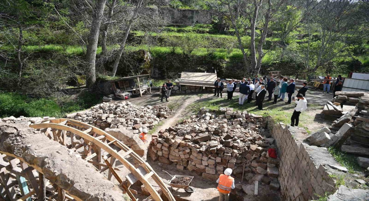 Koramaz Vadisindeki Çevreş Değirmeni restore ediliyor