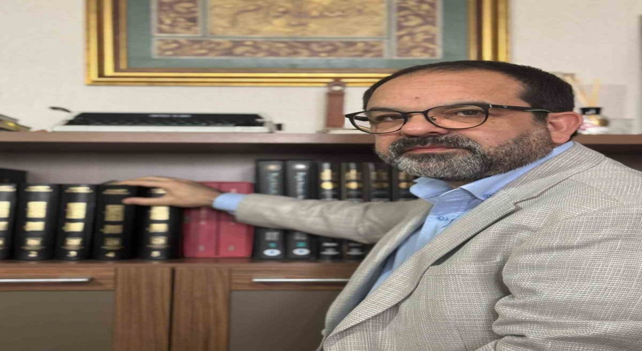 Köseoğlundan yeni kitap: ‘Arastada Bir Zaman Yolculuğu