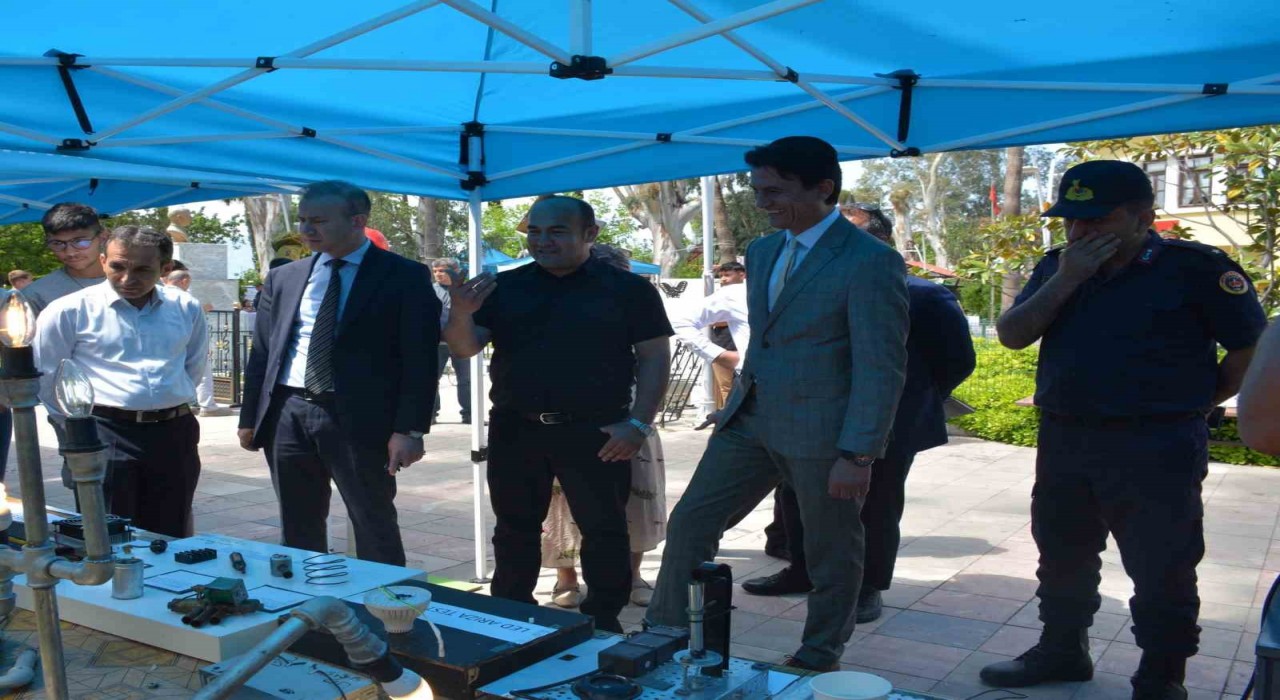 Köyceğizde düzenlenen Mesleki Eğitim Fuarı ilgi gördü