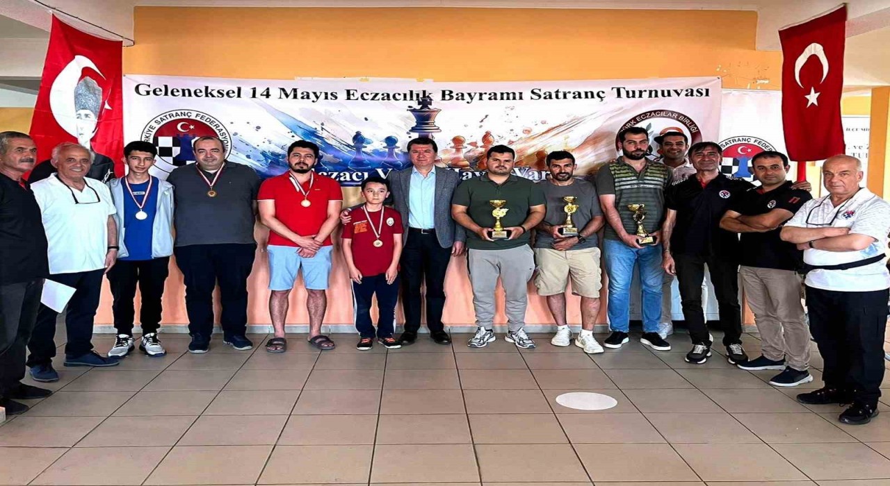 Köyceğizdeki Satranç Turnuvası, kıyasıya mücadeleye sahne oldu