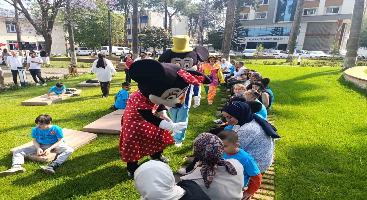 Kozanda özel çocuklar neşeli anlar yaşadı