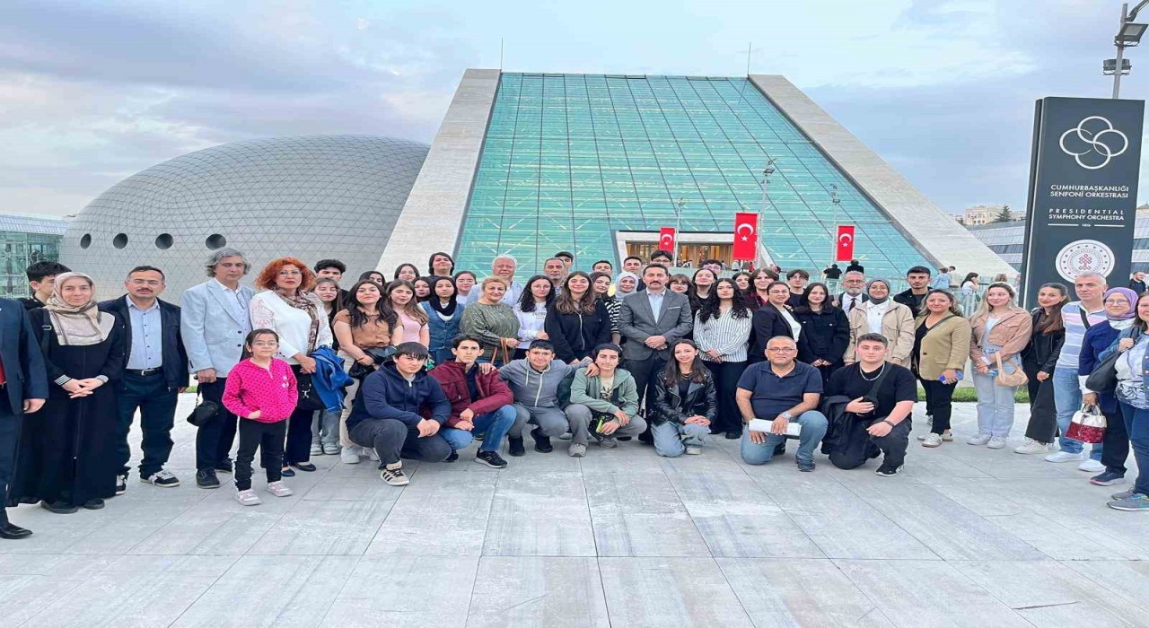 Kültürler Buluşuyor projesi ile Ankarayı gezdiler