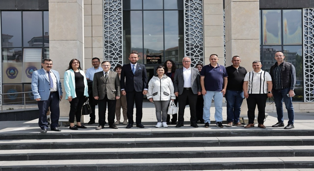 Kütahya ve Odunpazarı belediyeleri arasında Tarım Dostu İş Birliği görüşmesi