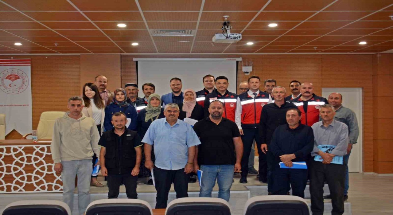 Kütahyada hayvansal gübre deposu yapımı için hak sahipleriyle sözleşme imzalandı