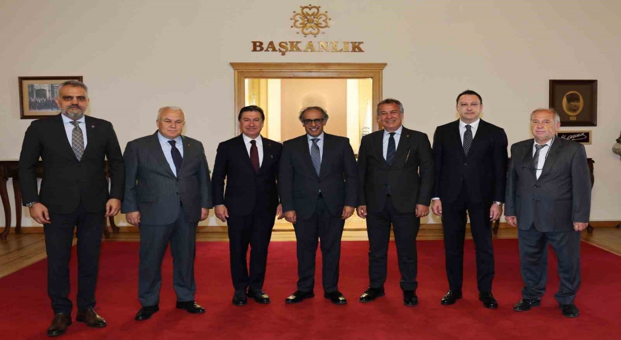 Kuveyt Büyükelçisi Al-Adwani, Başkan Arasla görüştü