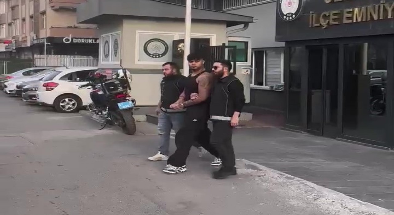 Lvbel C5 lakaplı rapçi, tahliye kararını güvercinle kutladı