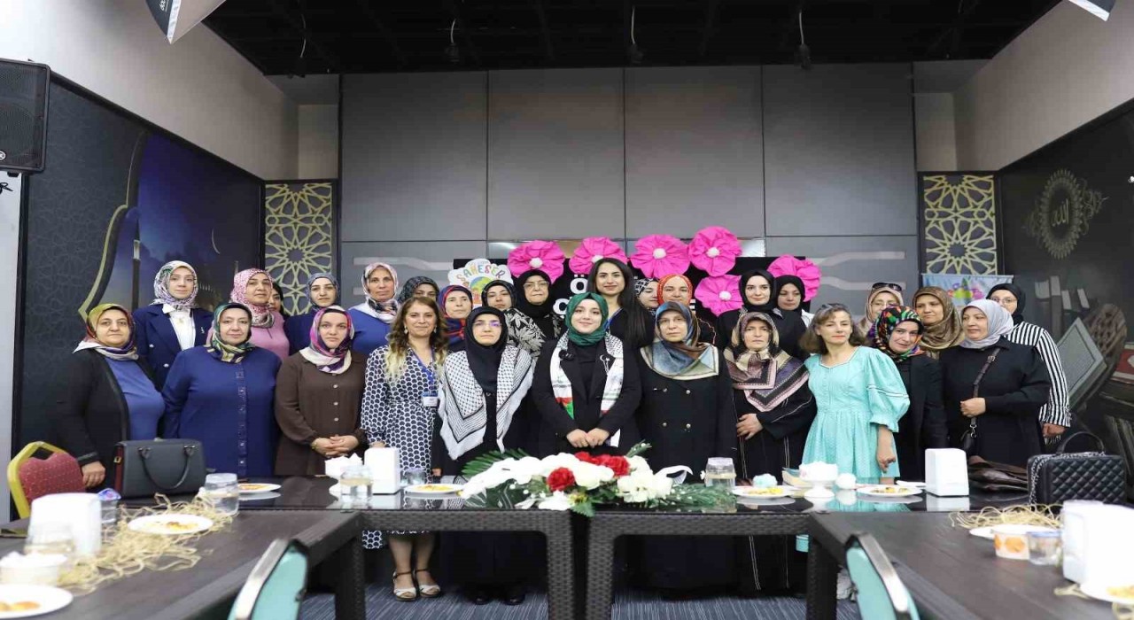 Malatyada anlamlı Anneler Günü buluşması
