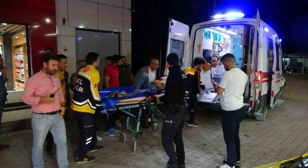 Malatyada silahlı saldırıya uğrayan genç ağır yaralandı