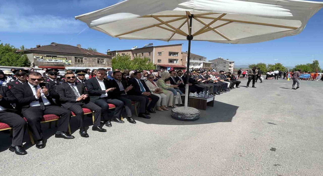 Malazgirtte 19 Mayıs coşkusu