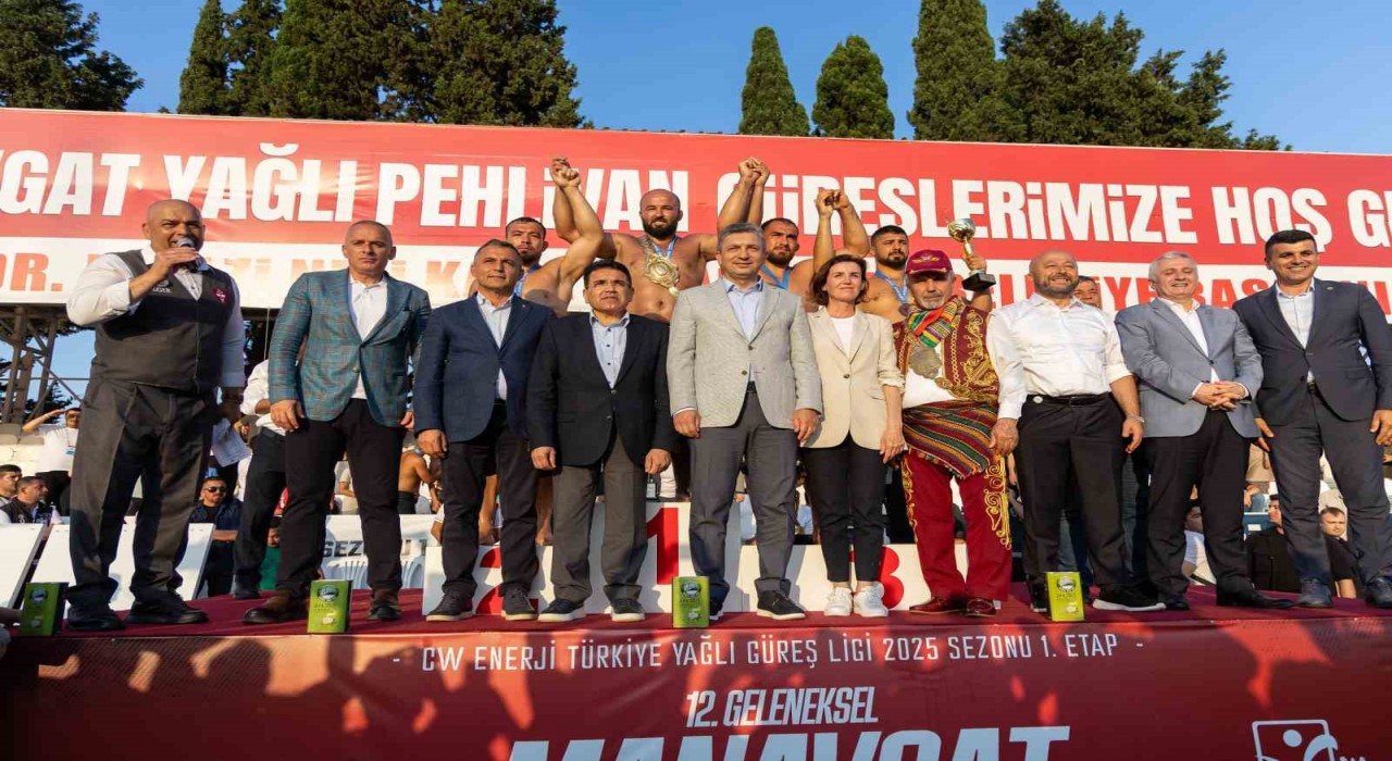 Manavgatta başpehlivan Kemeri Orhan Okulunun