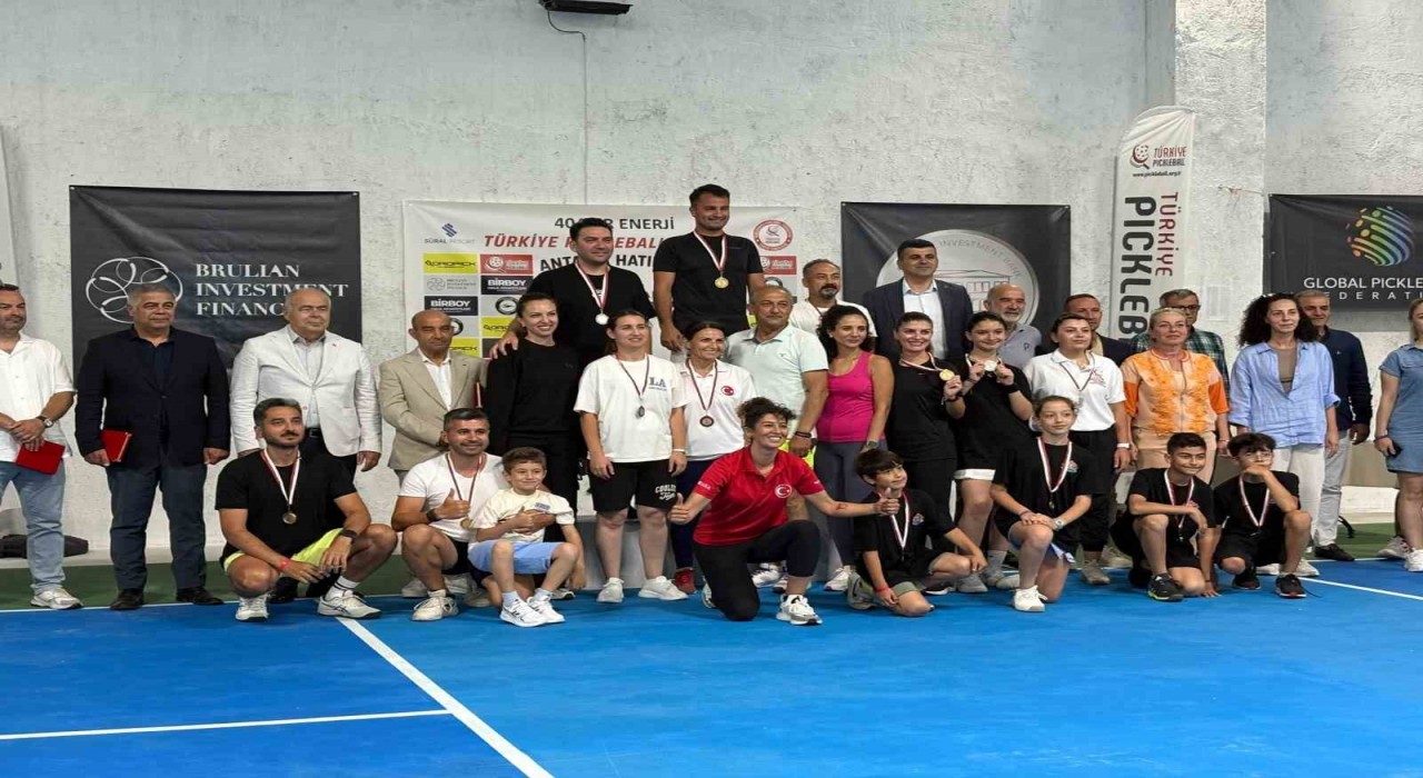 Manavgatta Pickleball heyecanı yaşandı